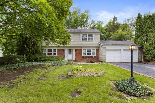 1054 Alden Ln, Buffalo Grove, IL, 60089-1305 | Card Image