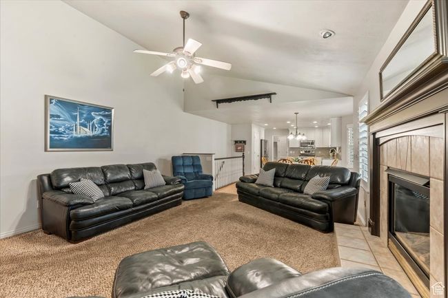 338 N Homestead Ln, House other with 6 bedrooms, 4 bathrooms and 3 parking in Fruit Heights UT | Image 9