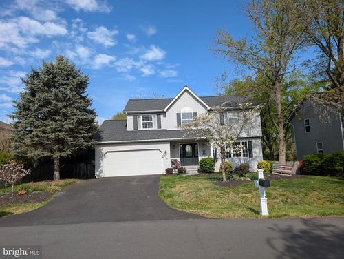 203 Alpine Meadow Rd, WINCHESTER, VA, 22602-6701 | Card Image