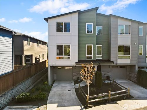 unit-a1-17905 35th Ave Se, Bothell, WA, 98012-5172 | Card Image