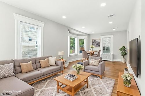 45 Oakridge Rd, West Orange, NJ, 07052-4537 | Card Image
