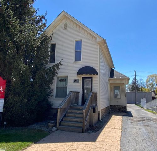 143 W Saint Clair St, Romeo, MI, 48065-4657 | Card Image