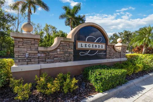 343 Londonderry Dr, SARASOTA, FL, 34240-7916 | Card Image