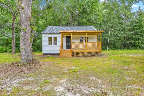 413 S Magnolia Ave, Andrews, SC, 29510-2917 | Card Image