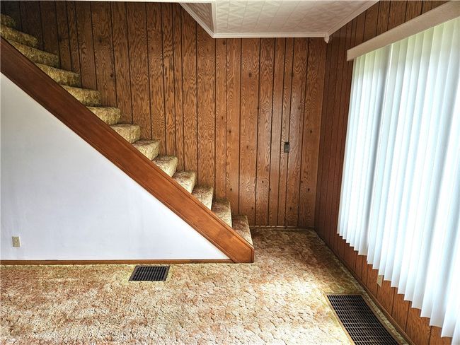 355 E Elm St, House other with 3 bedrooms, 2 bathrooms and 2 parking in Homer City PA | Image 8