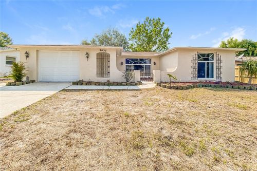 9025 Collage Ln, PORT RICHEY, FL, 34668-5109 | Card Image