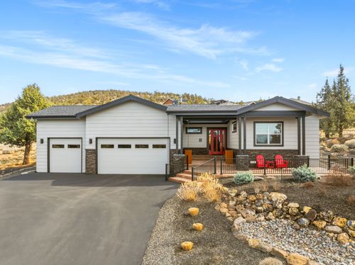 1203 Highland View Loop, Redmond, OR, 97756-7413 | Card Image