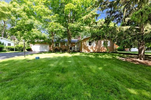 1361 Deerlick Dr, Columbus, OH, 43228-9667 | Card Image