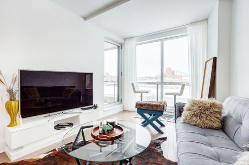 403-360 Rue Atateken, Montréal, QC, H2L0H4 | Card Image