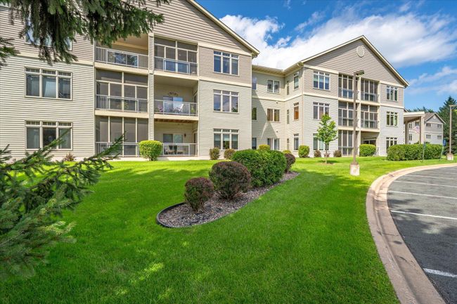 UNIT-308 - 5200 Pathways Ave, Condo with 2 bedrooms, 2 bathrooms and null parking in White Bear Lake MN | Image 45