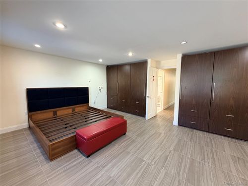 2nd-fl-3321 Farrington Street, New York, NY, 11354 | Card Image