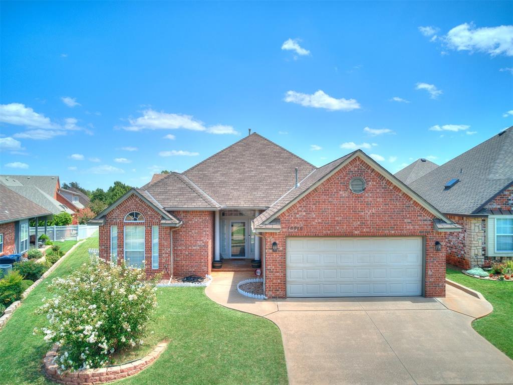 Farmington Way, Edmond, OK 73012