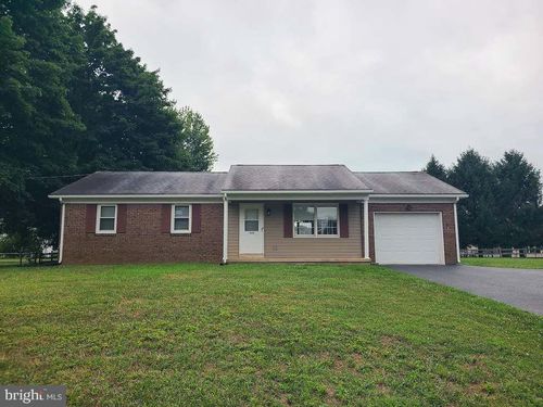 490 5th St, OXFORD, PA, 19363-2468 | Card Image