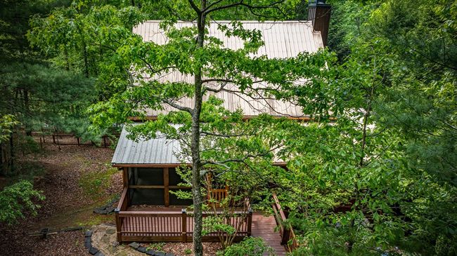 143 Kaely Dr, Home with 3 bedrooms, 3 bathrooms and null parking in Mineral Bluff GA | Image 86
