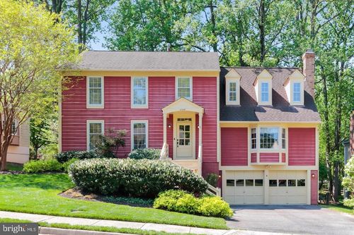 10349 Steamboat Landing Ln, BURKE, VA, 22015-2573 | Card Image