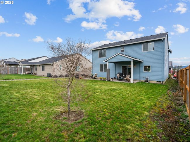 277 S 7 Th St, House other with 5 bedrooms, 3 bathrooms and 3 parking in Carlton OR | Image 45