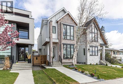 1938 50 Ave Sw, Calgary, AB, T2T2W2 | Card Image