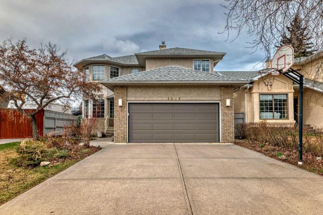 1603 St Andrews Place Nw, Home with 5 bedrooms, 3 bathrooms and 6 parking in Calgary AB | Image 2