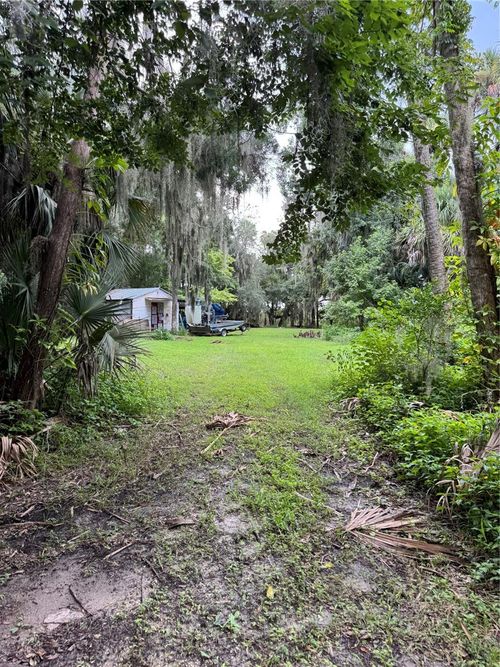 1530 Swamp Ln, Geneva, FL, 32732-9379 | Card Image