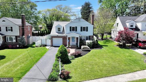 96 Westerly Rd, CAMP HILL, PA, 17011-2957 | Card Image