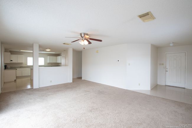 8322 Pine Meadow Dr, House other with 3 bedrooms, 2 bathrooms and null parking in Converse TX | Image 8
