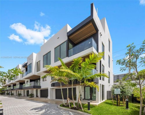 1-3222 Ne 7th St, Pompano Beach, FL, 33062-4509 | Card Image