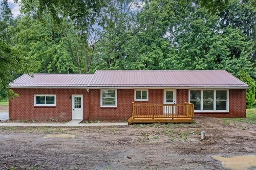 5676 State Route 61 N, Shelby, OH, 44875-9564 | Card Image