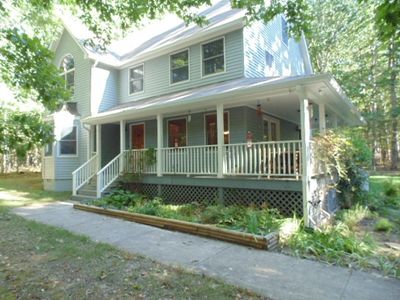 Custom built home in Laurel Brae Subdivision at the end of a cut de sac. | Image 1