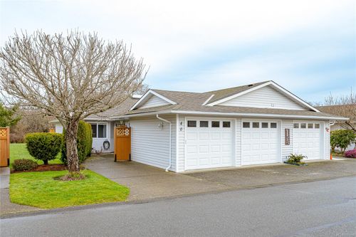 40-4125 Interurban Rd, Saanich, BC, V8Z4W8 | Card Image