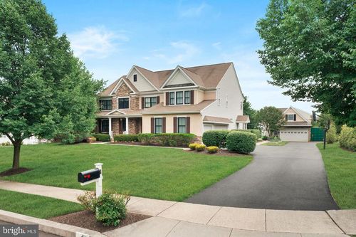 4 Copperleaf Ct, Warminster, PA, 18974-1682 | Card Image