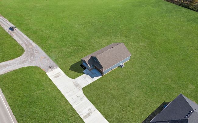 1936 Flats Rd, House other with 3 bedrooms, 2 bathrooms and 2 parking in Cunningham TN | Image 38
