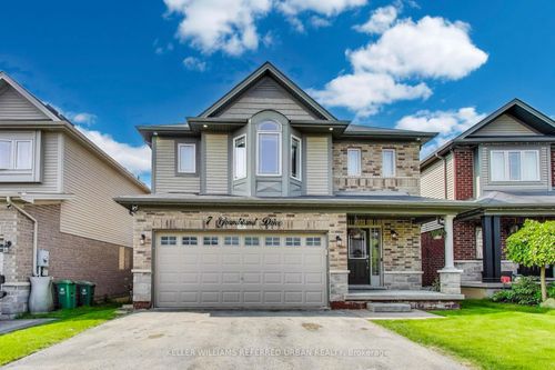 7 Grandstand Dr, Binbrook, ON, L0R1C0 | Card Image