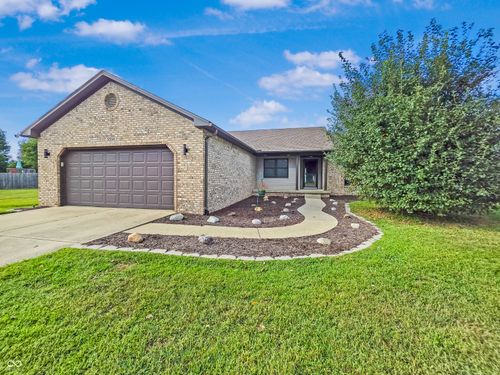 5554 Cactus Ct, Terre Haute, IN, 47805-9689 | Card Image