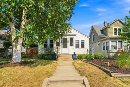 2841 36th Ave S, Minneapolis, MN, 55406-1713 | Card Image