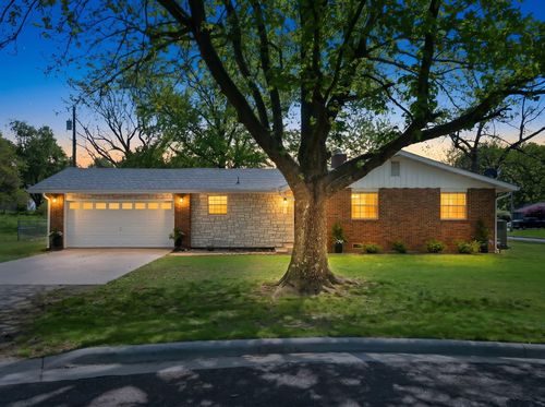 1309 N Central Ave, Monett, MO, 65708-1001 | Card Image