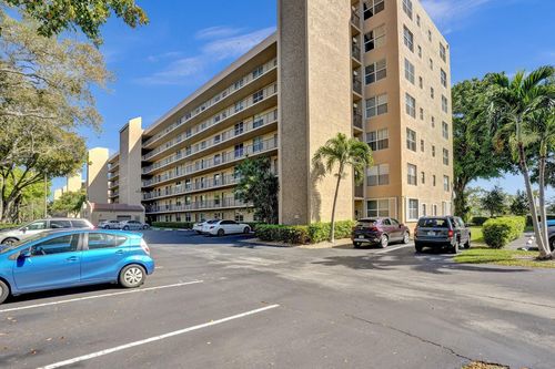 506-4550 Nw 18th Ave, Deerfield Beach, FL, 33064-1000 | Card Image