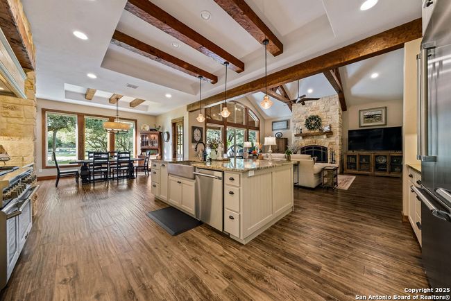 715 Long Rdg, House other with 3 bedrooms, 3 bathrooms and null parking in Spring Branch TX | Image 16