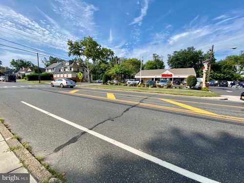 402 S White Horse Pike, Audubon, NJ, 08106-1311 | Card Image