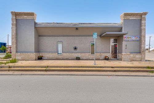 815 N Grant Ave, Odessa, TX, 79761-4045 | Card Image