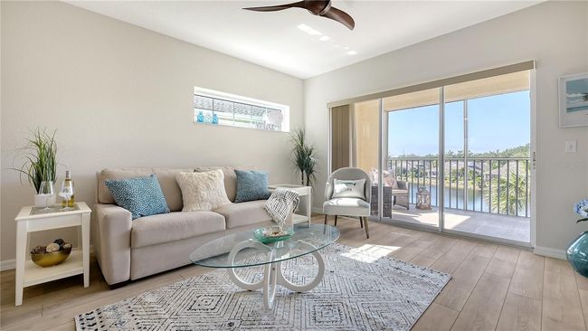 UNIT-305 - 19325 Water Oak Dr, Condo with 2 bedrooms, 1 bathrooms and null parking in PORT CHARLOTTE FL | Image 6