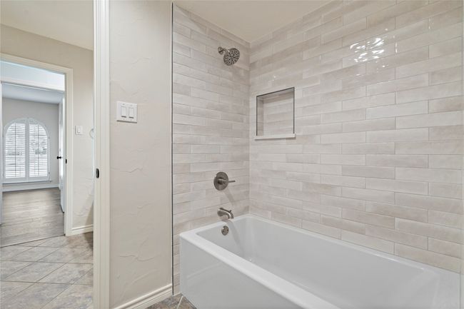 6910 Flintcove Dr, House other with 4 bedrooms, 3 bathrooms and null parking in Dallas TX | Image 26