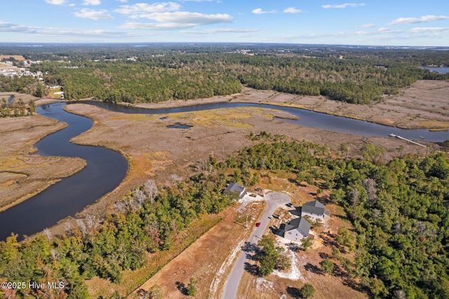 302 E Ivybridge Dr, House other with 4 bedrooms, 4 bathrooms and 2 parking in Hubert NC | Image 18