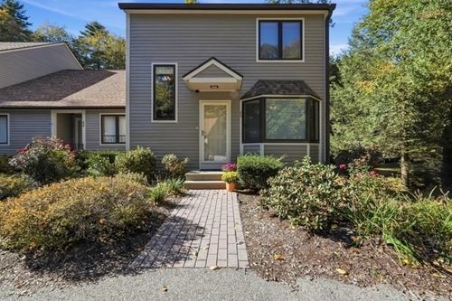 66-66 Bentwood Dr, Sturbridge, MA, 01566-1118 | Card Image