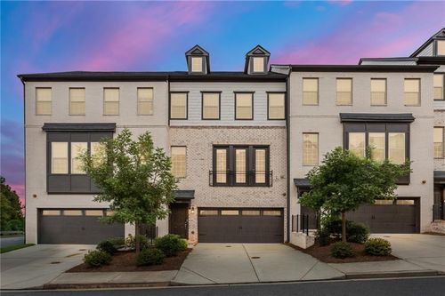 1529 Slopeside Loop, Smyrna, GA, 30082-5501 | Card Image