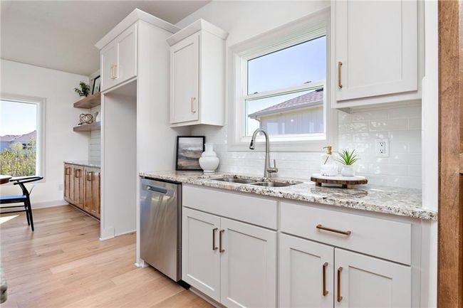 NOT ACTUAL HOME: kitchen | Image 18