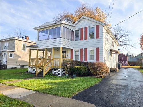6 Maple St, Auburn, NY, 13021-4202 | Card Image