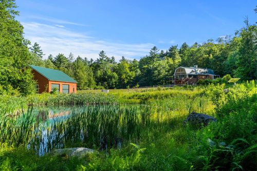 746 River Rd, Weare, NH, 03281-5203 | Card Image