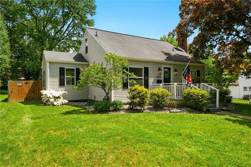 1702 Carlisle St, New Castle, PA, 16105-2510 | Card Image