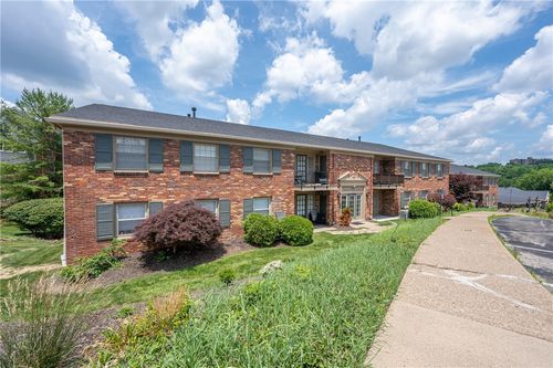 apt-c-1230 Chatham Park Dr, Pittsburgh, PA, 15216-1042 | Card Image