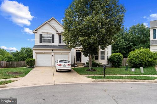 8393 Tenbrook Dr, GAINESVILLE, VA, 20155-3878 | Card Image